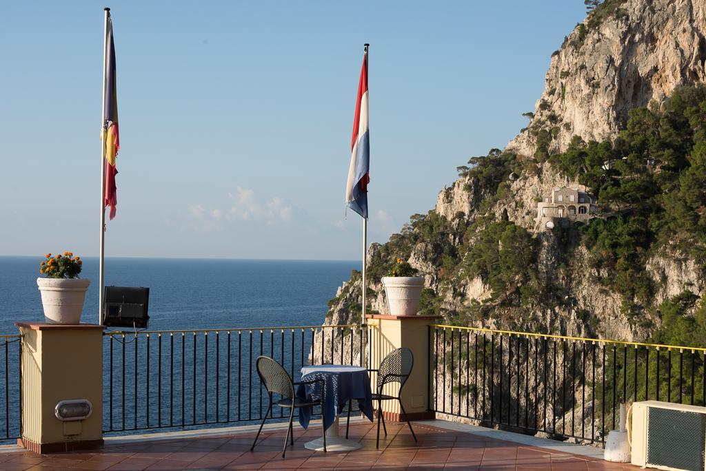Hotel Weber Ambassador Capri Dış mekan fotoğraf